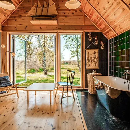 Two-bedroom In Feriehus